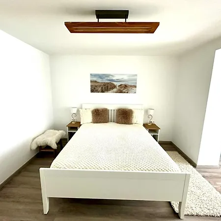 Apartamento New Lunarglow 3-room With Free Parking