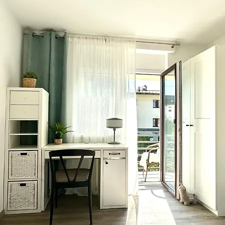 New Lunarglow 3-room With Free Parking Ljubljana