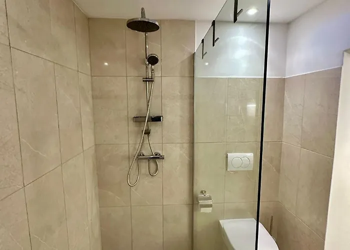 New Lunarglow 3-room With Free Parking Liubliana