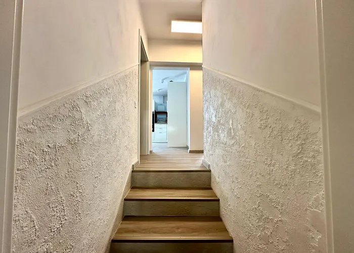 Apartamento New Lunarglow 3-room With Free Parking *