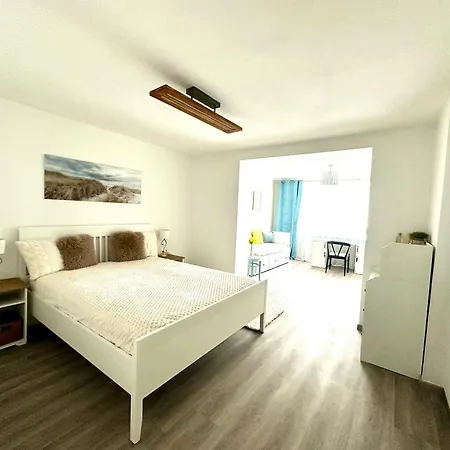 דירה New Lunarglow 3-room With Free Parking